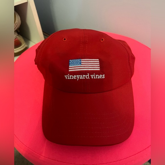 Vineyard vines red flag lighthouse hat baseball cap america 4th of July - Picture 2 of 7